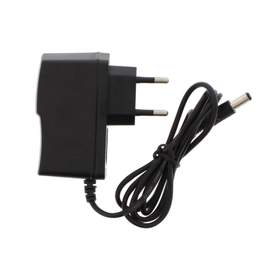 Alimentator AC/DC 12V 1000 mA conector DC: 5.5x2.1x10 mm Well, produs cu ambalaj deteriorat
